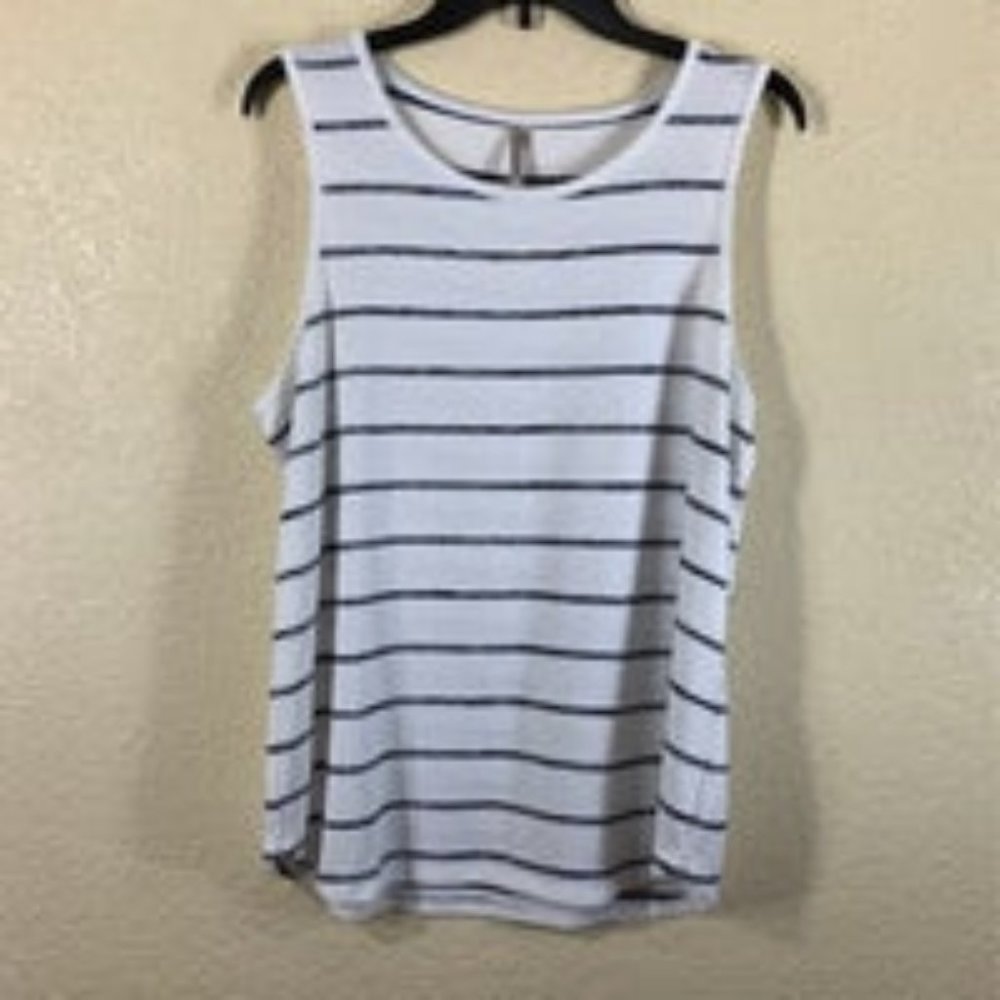 Banana Republic Knit Top Blouse XL Creamy White Black Pullover Stretchy Viscose